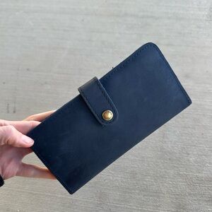 Portland leather bifold wallet